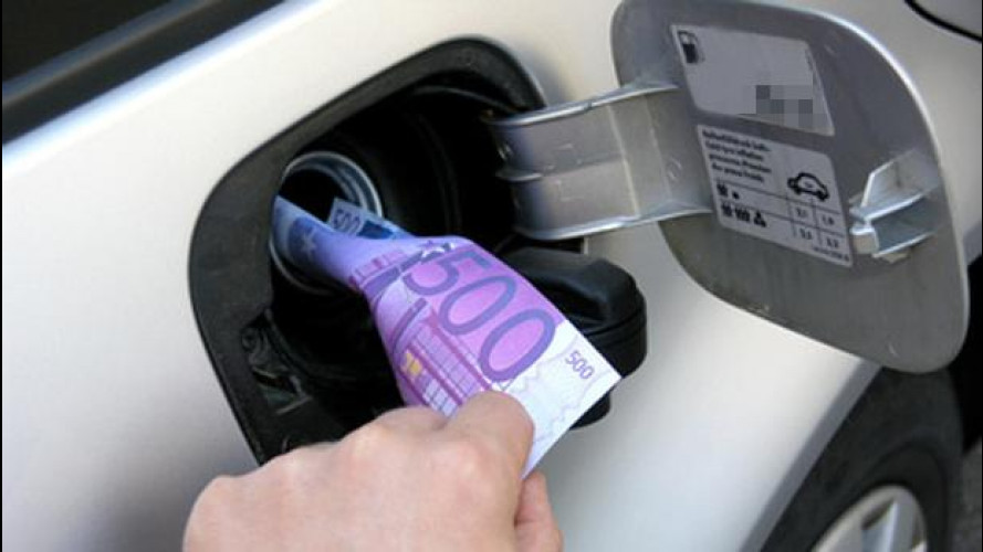 Какой бензин лучше заливать: Чем отличается бензин АИ 92 от АИ 95 ...