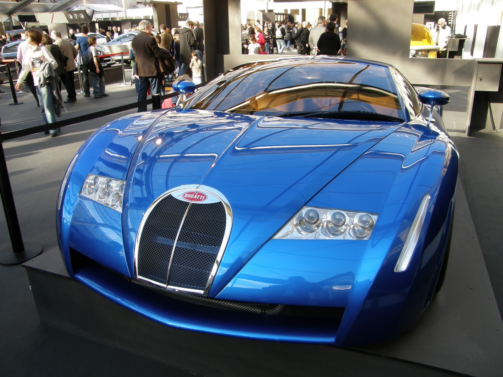 Самая дорогая машина bugatti