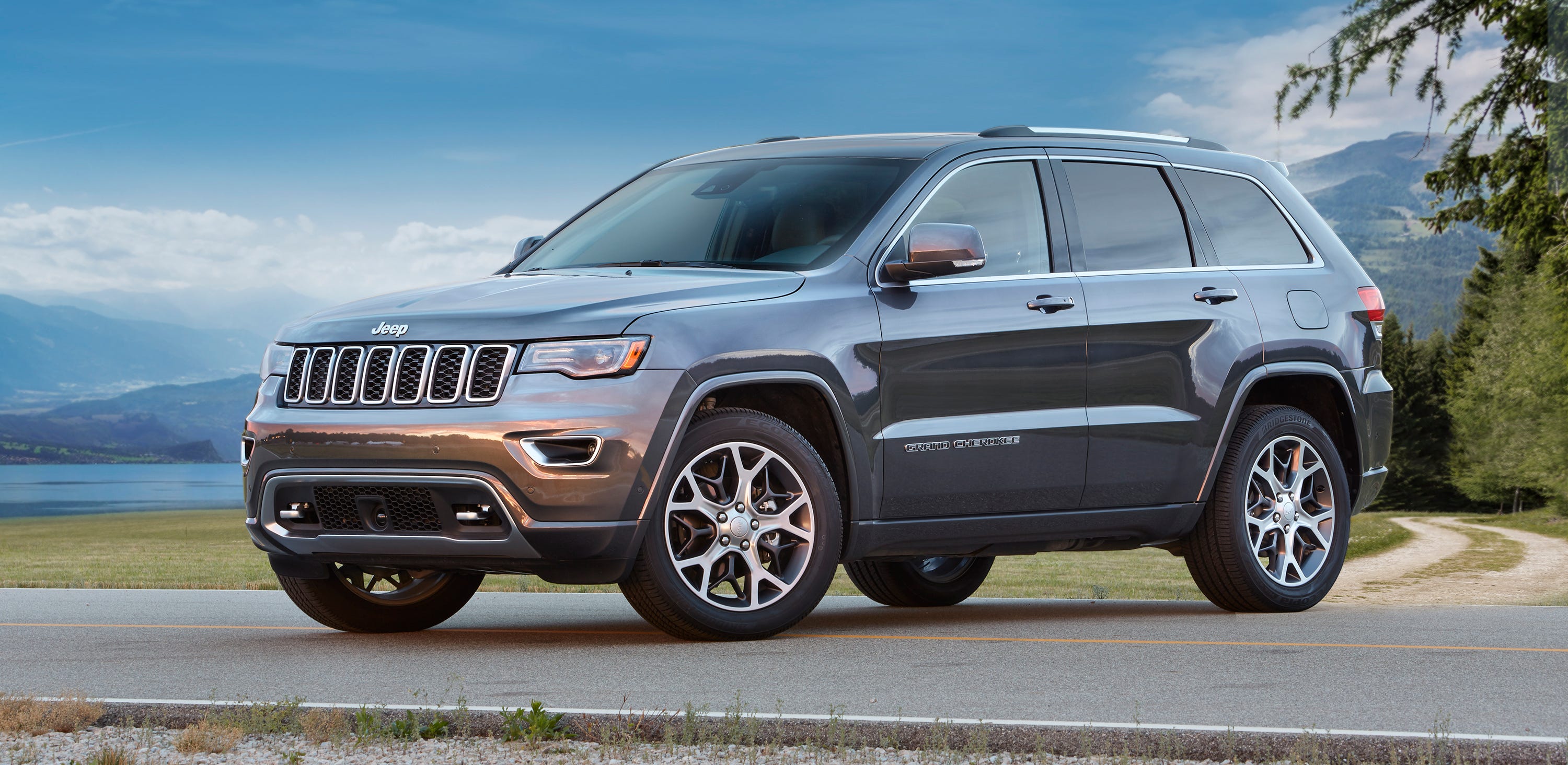 Jeep grand cherokee масло. Jeep Grand Cherokee 2017.