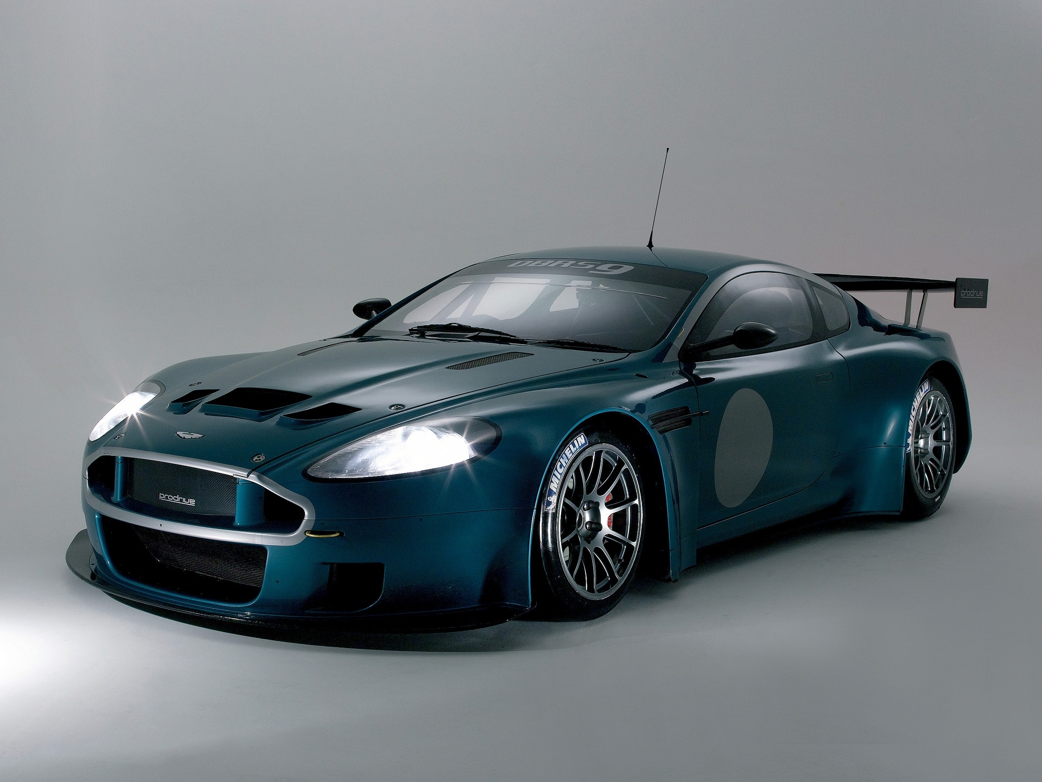 aston martin dbr9