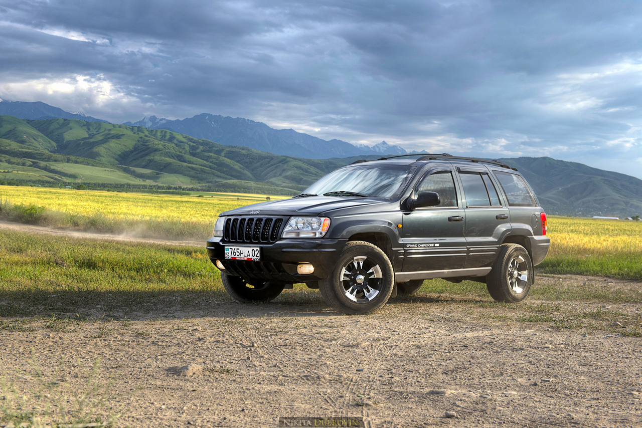 Jeep grand cherokee бименджи драйв. Jeep Grand Cherokee WJ. Джип Гранд Чероки 2004. Jeep Grand Cherokee 1999. Jeep Grand Cherokee WJ 4.7.