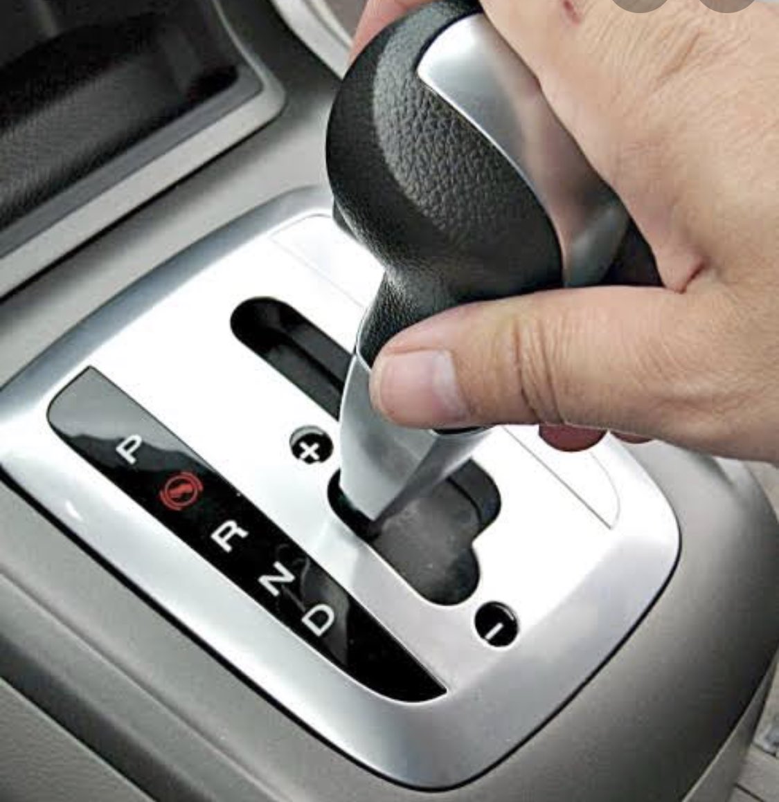 Переключение передачи с 3 на 1. Рычаг переключения АКП КАМАЗ Нео. Селектор переключения АКПП Флюенс. Gear Shift Lever Ford Focus 2. Переключатель скоростей коробки автомат Фольксваген.