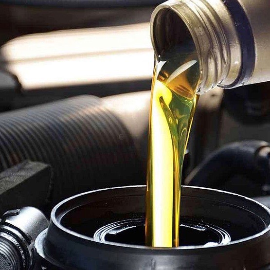 Из чего делают моторное масло: Как делают моторное масло, технология .